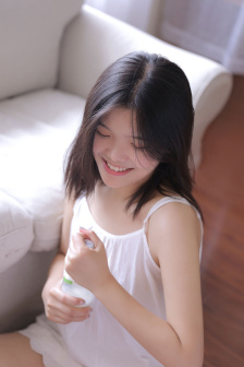 女用助情夜夫人